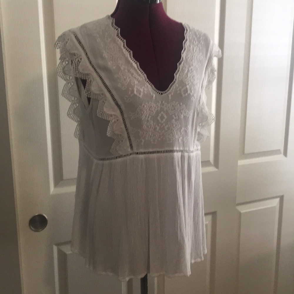 Adiva White Flowy Rayon top